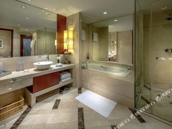 Фото The Beijing Kuntai Royal Hotel