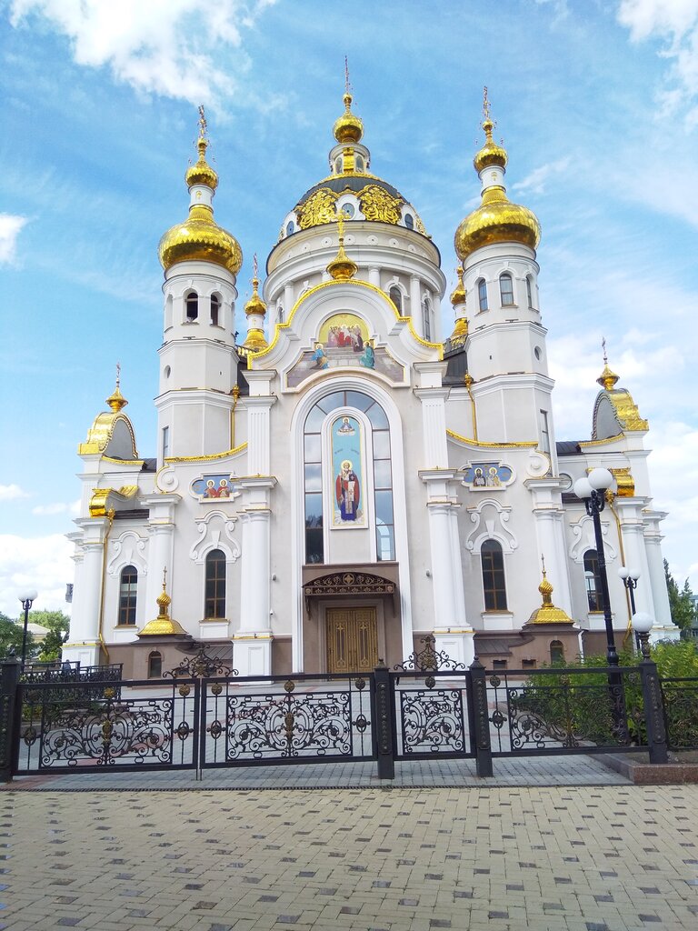 Храм святых Петра и Февронии Доне