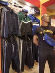Magazin sportivnoy odezhdy Vek sporta (Lenin Avenue, 118), ropa deportiva y calzado