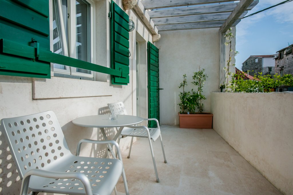 Фото Divota Apartment Hotel