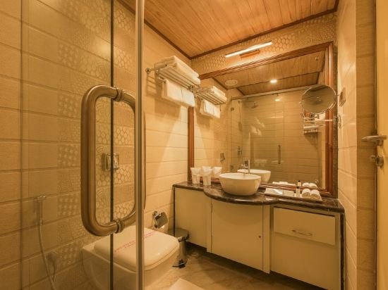 Фото White Lotus Hotel