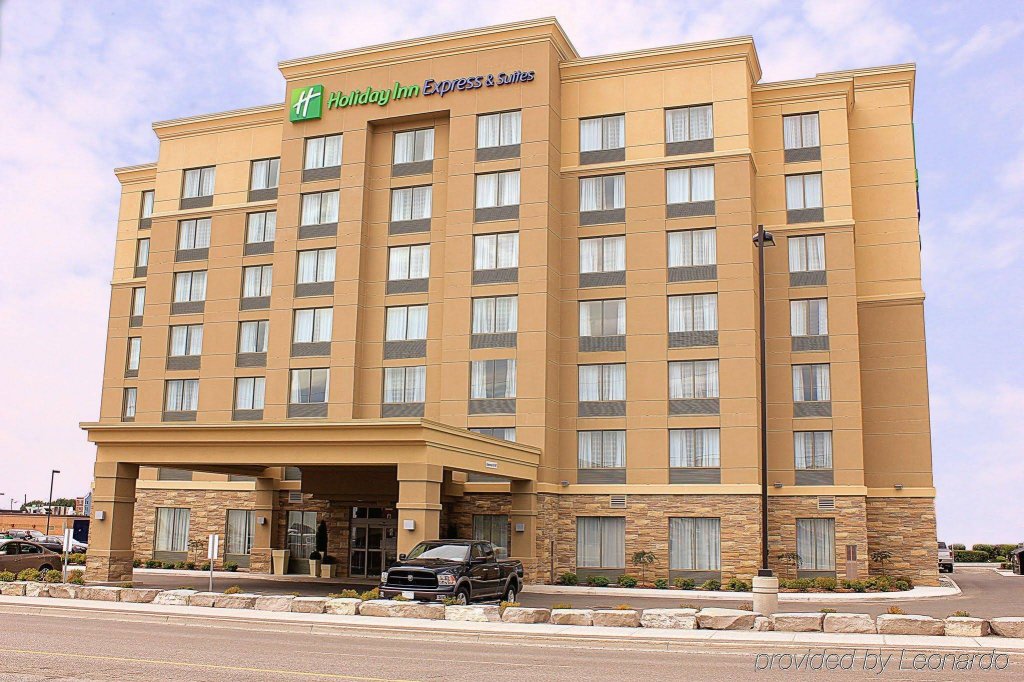 Фото Holiday Inn Express Hotel & Suites Timmins