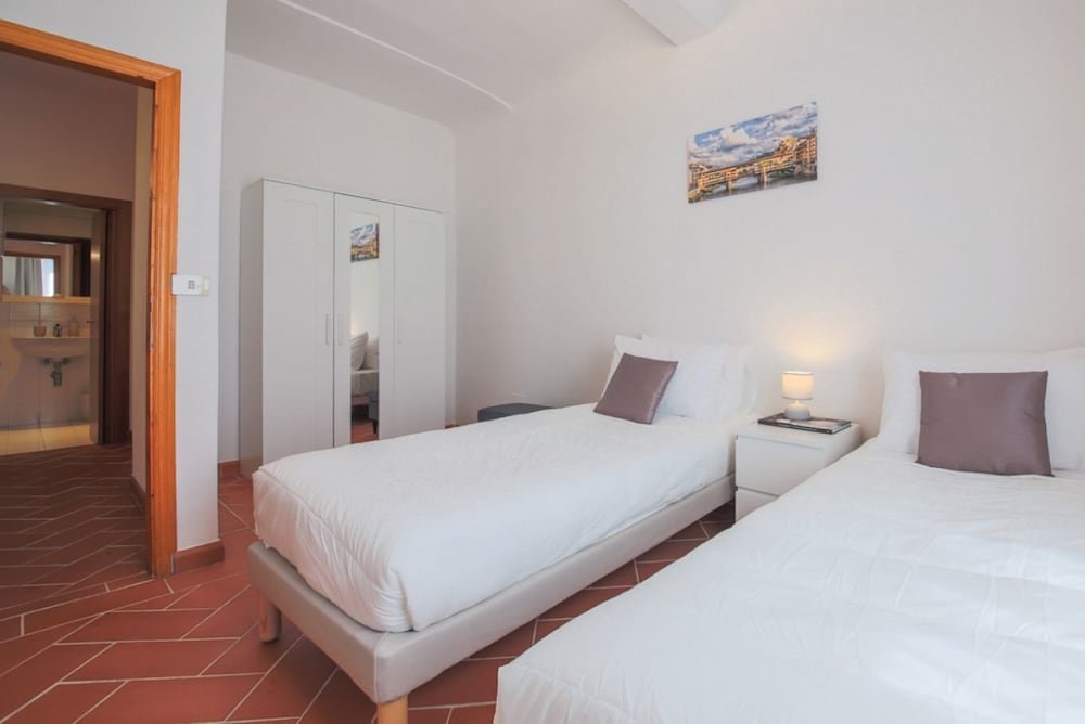 Фото Marcos Beautiful Apartment