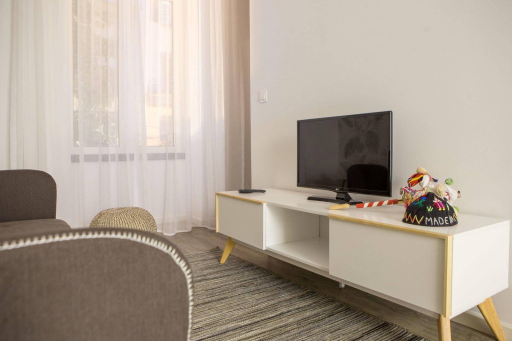 Фото The Marketplace Apartments