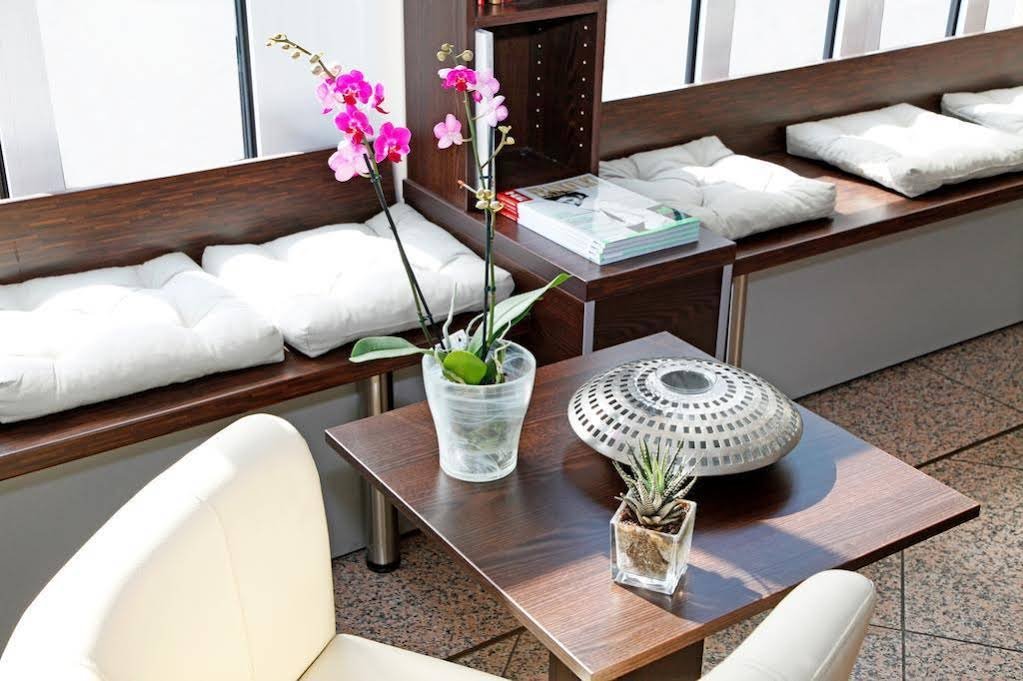 Фото Paragon Apartments