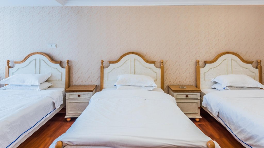 Фото Nomo Service Apartment The Legend