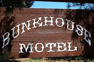 Bunkhouse Motel