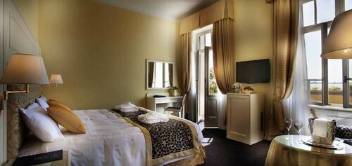 Гостиница Grand Hotel Gardone Riviera