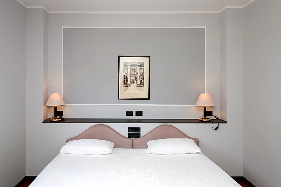 Фото Hotel Mamiani