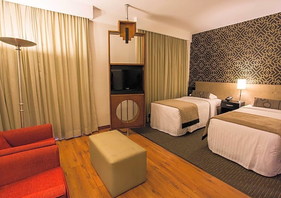 Фото Estanplaza Funchal - Faria Lima