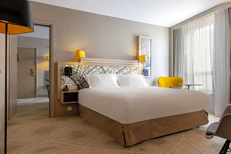 Фото Hilton Garden Inn Massy