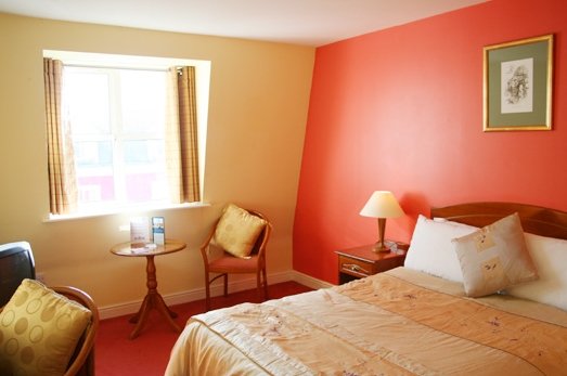 Фото Latterkenny Court Hotel