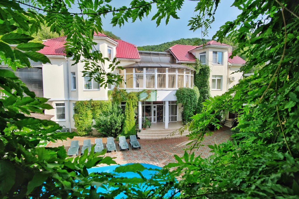 Фото Селена