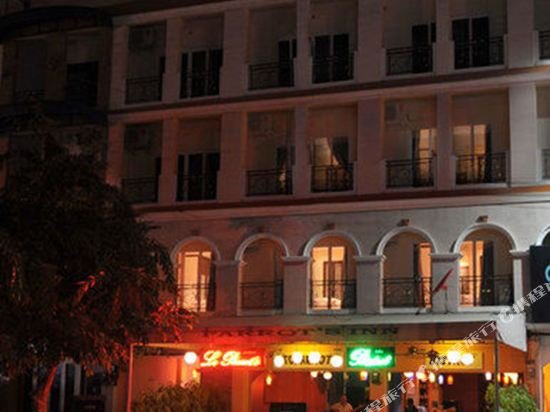 Фото отеля 3