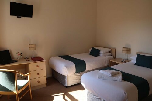 Гостиница Hinsley Hall в Лидсе