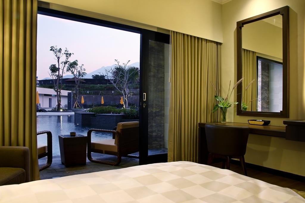 Фото The Singhasari Resort