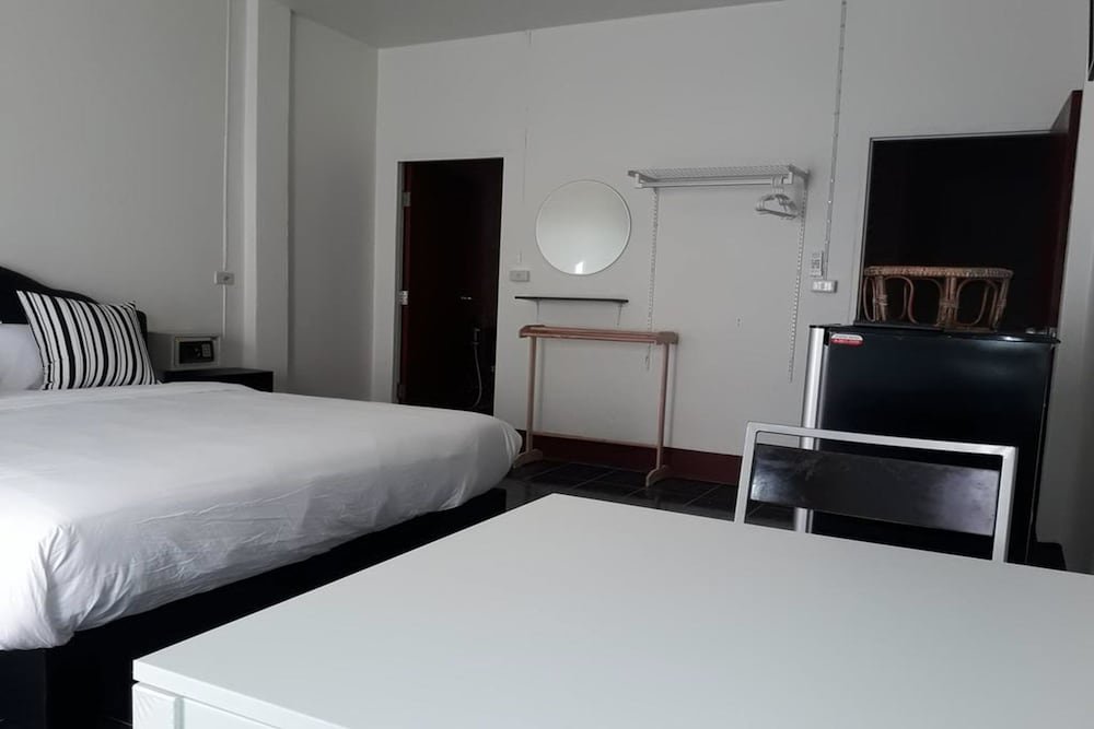 Фото Chinn House