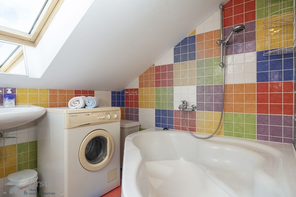 Фото City center loft apartment Lira