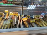 Продукты (просп. Победы, 1А), рыба и морепродукты в Симферополе