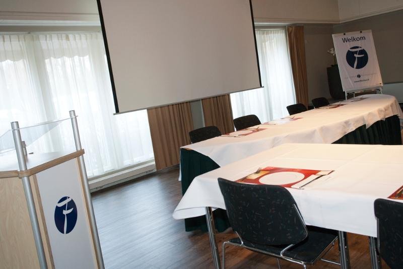 Фото Fletcher Hotel-Restaurant Heidehof