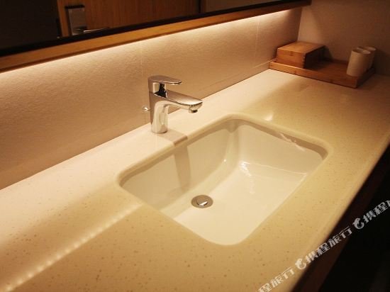 Фото Ji Hotel Shanghai The Bund Tiantong Road