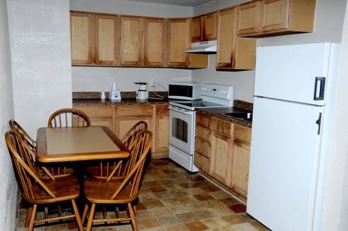 Фото Economy Inn & Suites