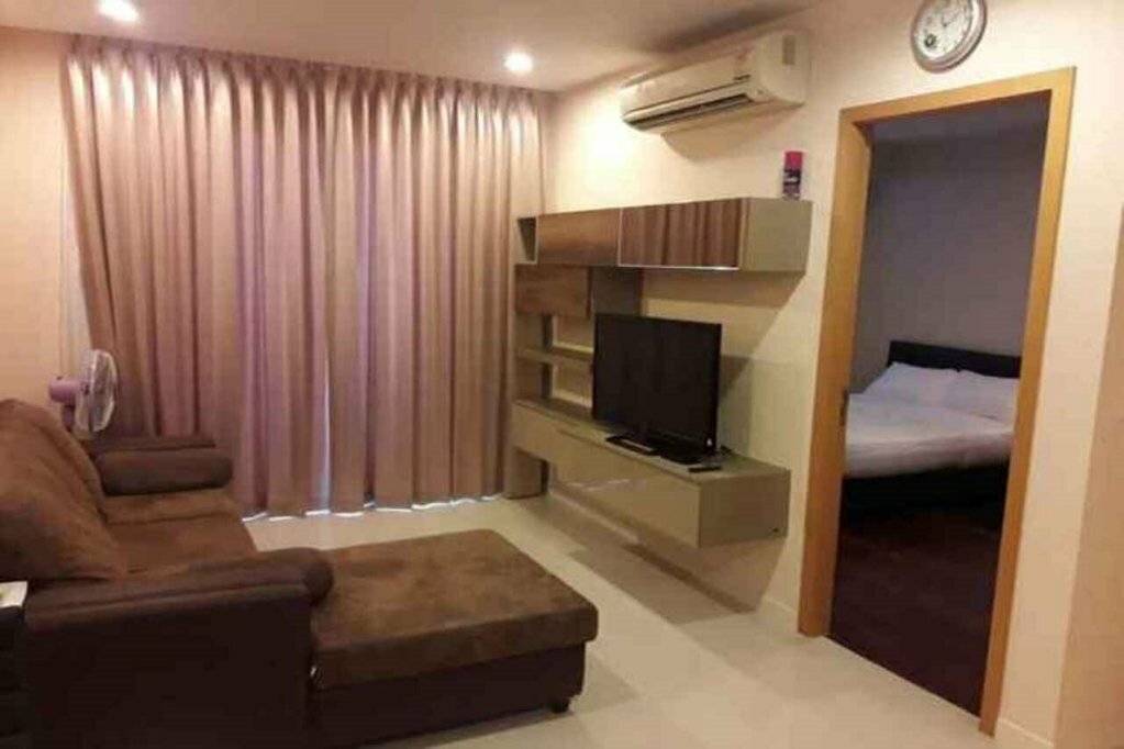 Short-term housing rental High Floor Near Petchaburi Mrt 1br, Bangkok, photo