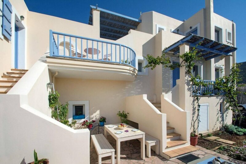 Гостиница Sole e Mare Traditional Studios