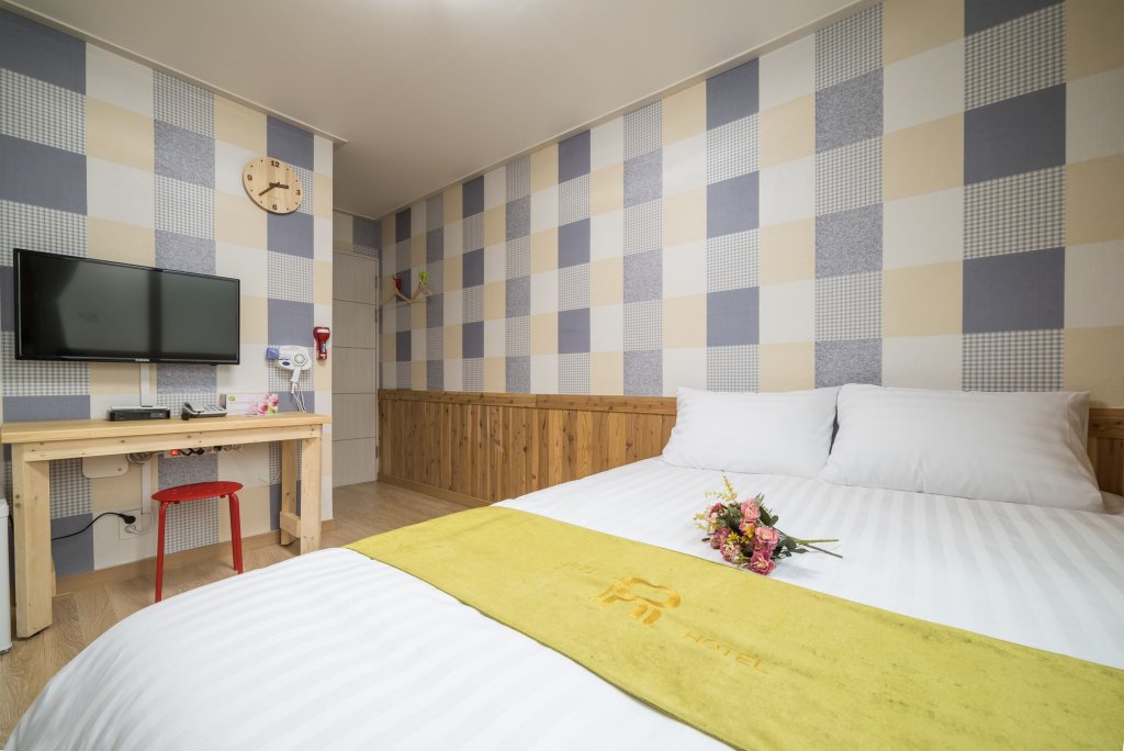 Фото Olle Seven Hostel