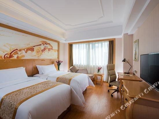 Фото Vienna Hotel Foshan Nanhai Avenue Branch