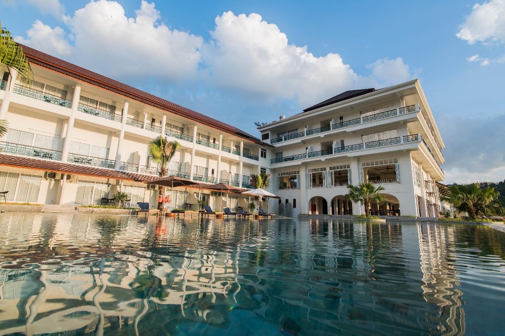 Фото отеля 2