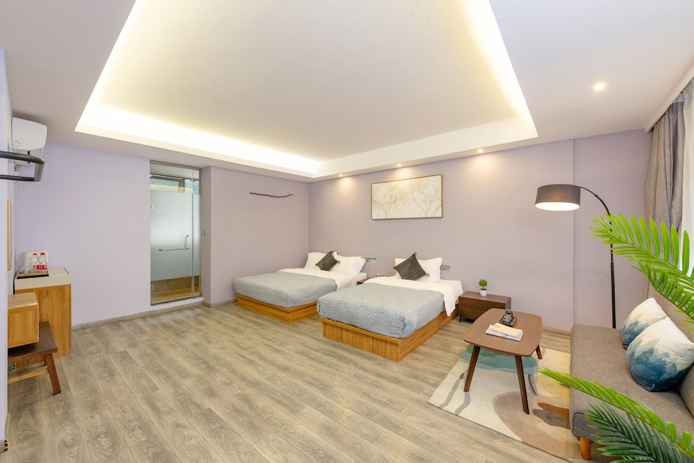 Фото Spring Blossoms Inn Yangshuo West Street