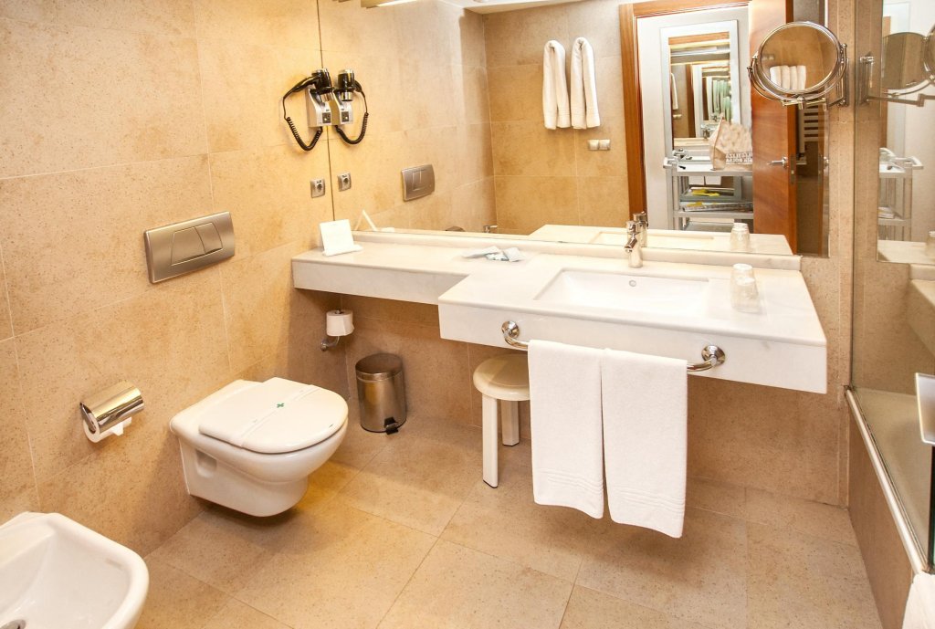 Фото Hotel Deloix Aqua Center