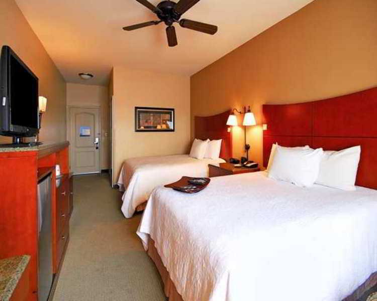 Фото Hampton Inn Bryant