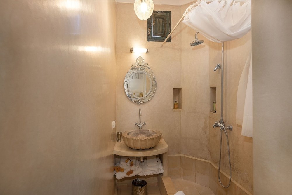 Фото Riad Le J