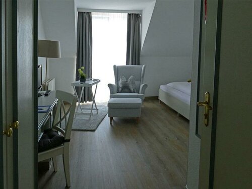 Гостиница Hotel Friesenhof в Нордерштедте