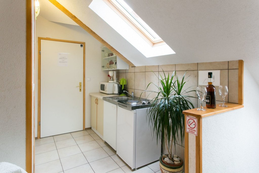 Фото Old Town Sunrise Apartments