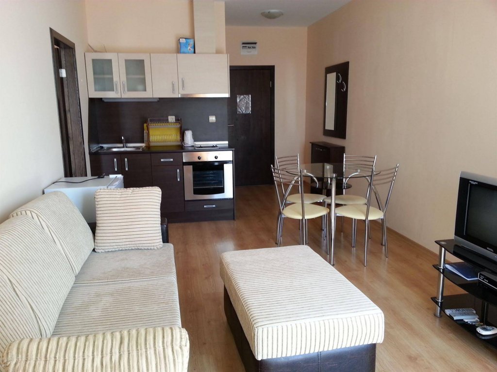 Фото Menada Luxor Apartments