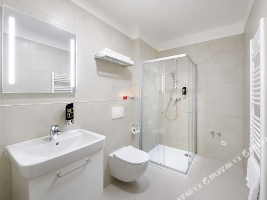 Фото DownTtown Suites Jugoslavska