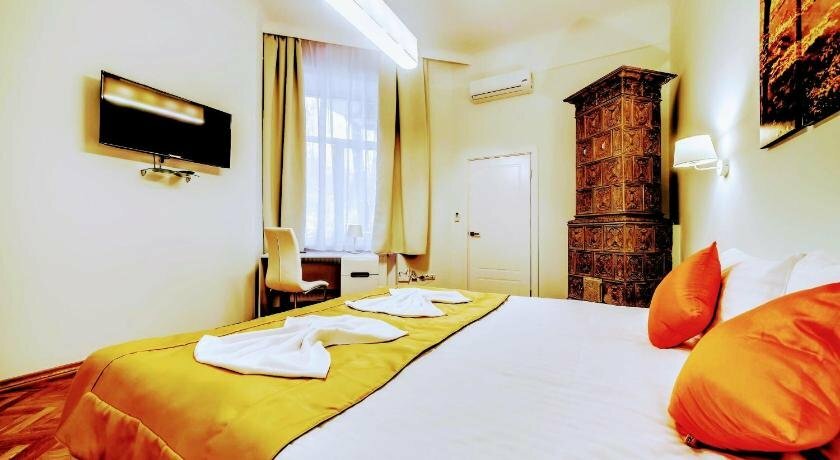 سكن للإيجار اليومي Family apartments in Lviv center with balcony ، لفيف، صورة