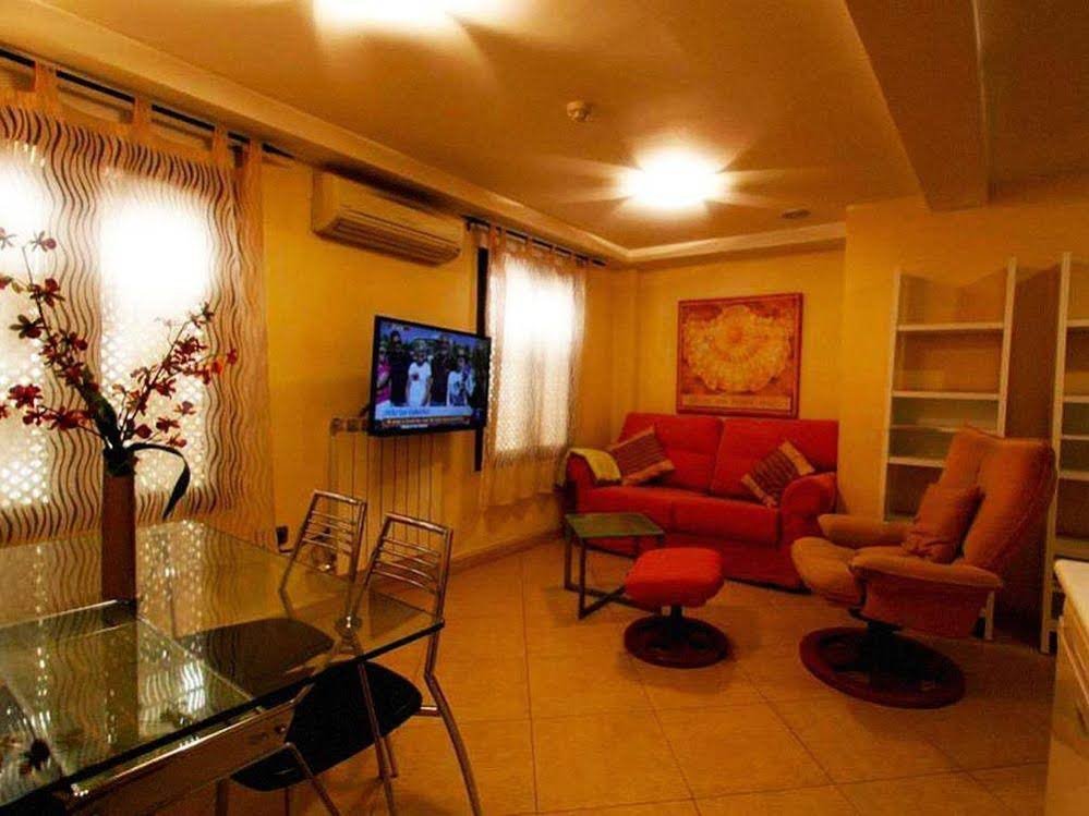 Фото Apartamentos Turísticos Centro