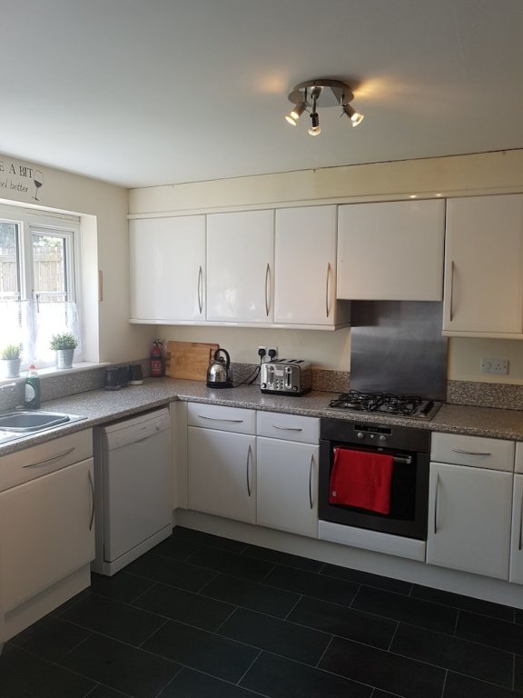 Фото Livingston 4 Bedroom Townhouse