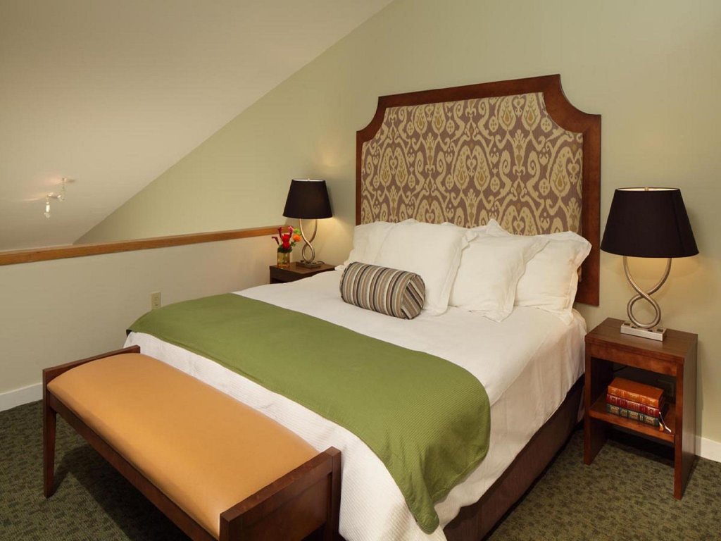 Фото Chauncey Hotel & Conference Center