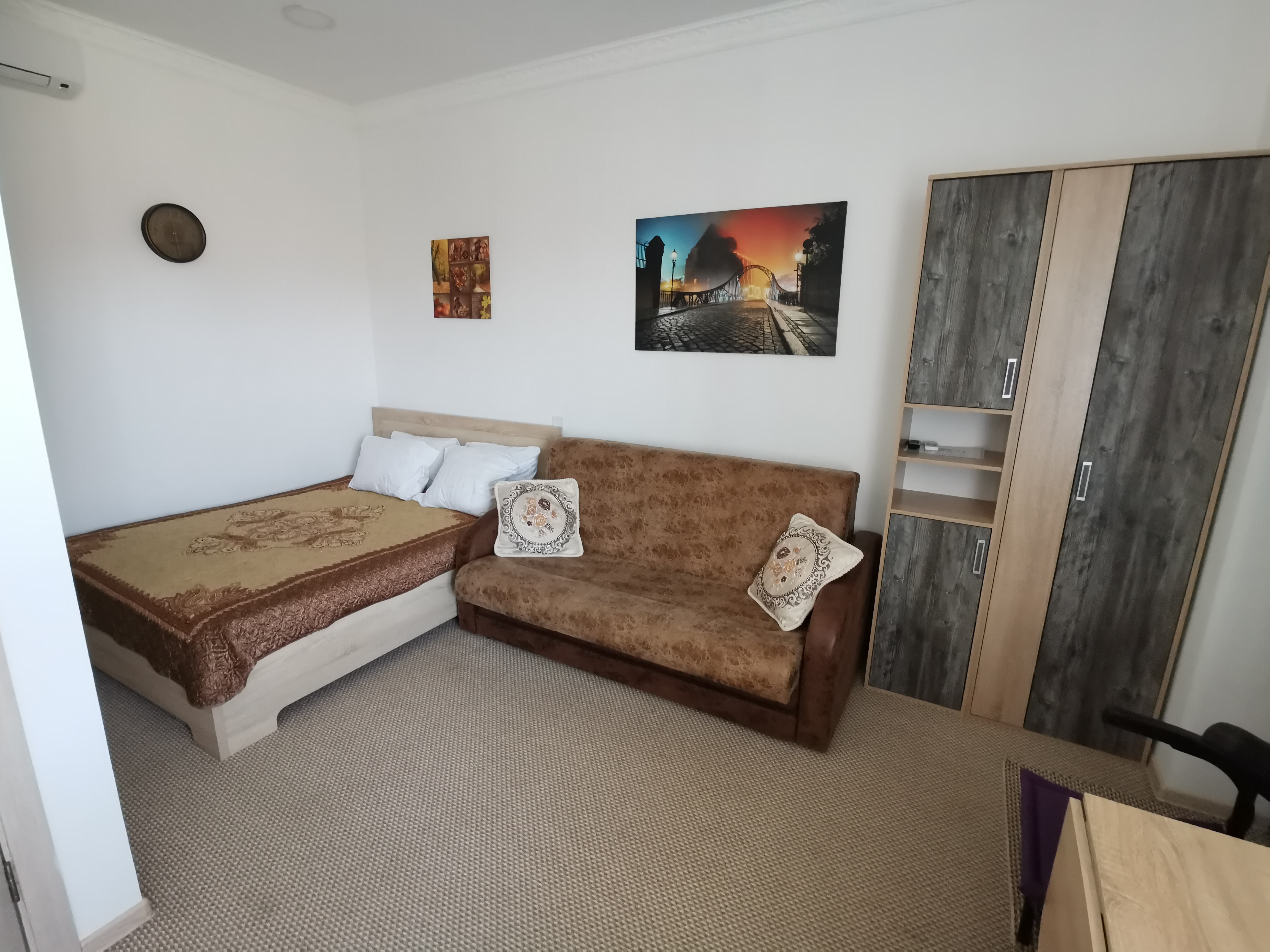 Фото У Гарри