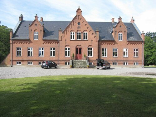 Внешний вид отеля Ny Kirstineberg Gods Bed & Breakfast в Коммуне Гулдборгсунде, фото 1