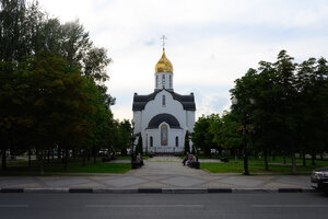 St. Alexander Nevsky Church (ploshchad Aleksandra Nevskogo, 1) ، كنيسة أرثوذكسية