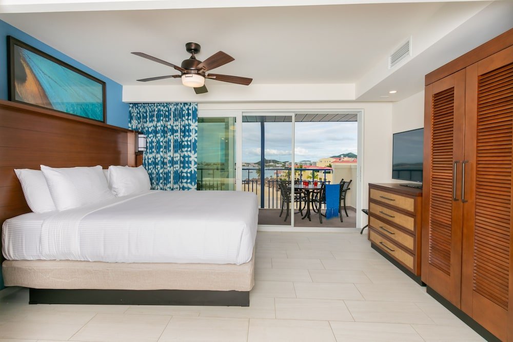 Фото Flamingo Beach Resort by Diamond Resorts