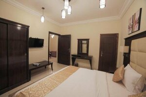 Lahoya Hotel Suites