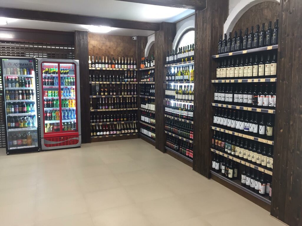 Bar, pub VINO&VINO, Evpatoria, photo