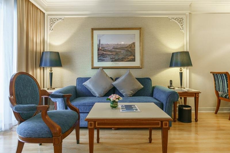 Фото Centre Point Sukhumvit 10